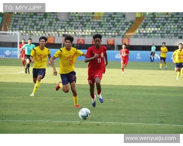 球星代言推动足球文化发展，广告营销与运动精神相融合